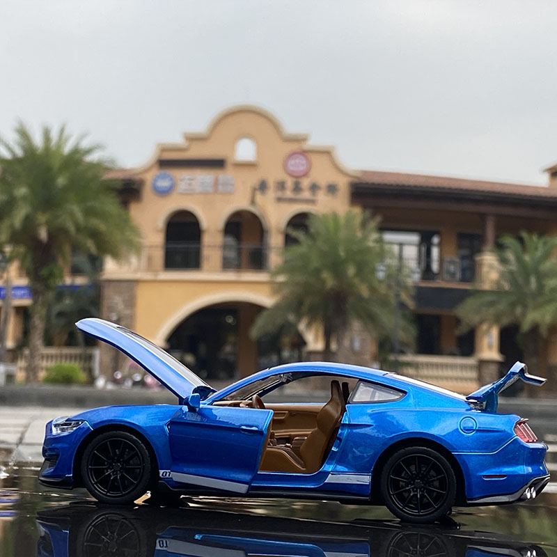 1:32 High Simulation Supercar  - Model Kit Mustang recension och pris