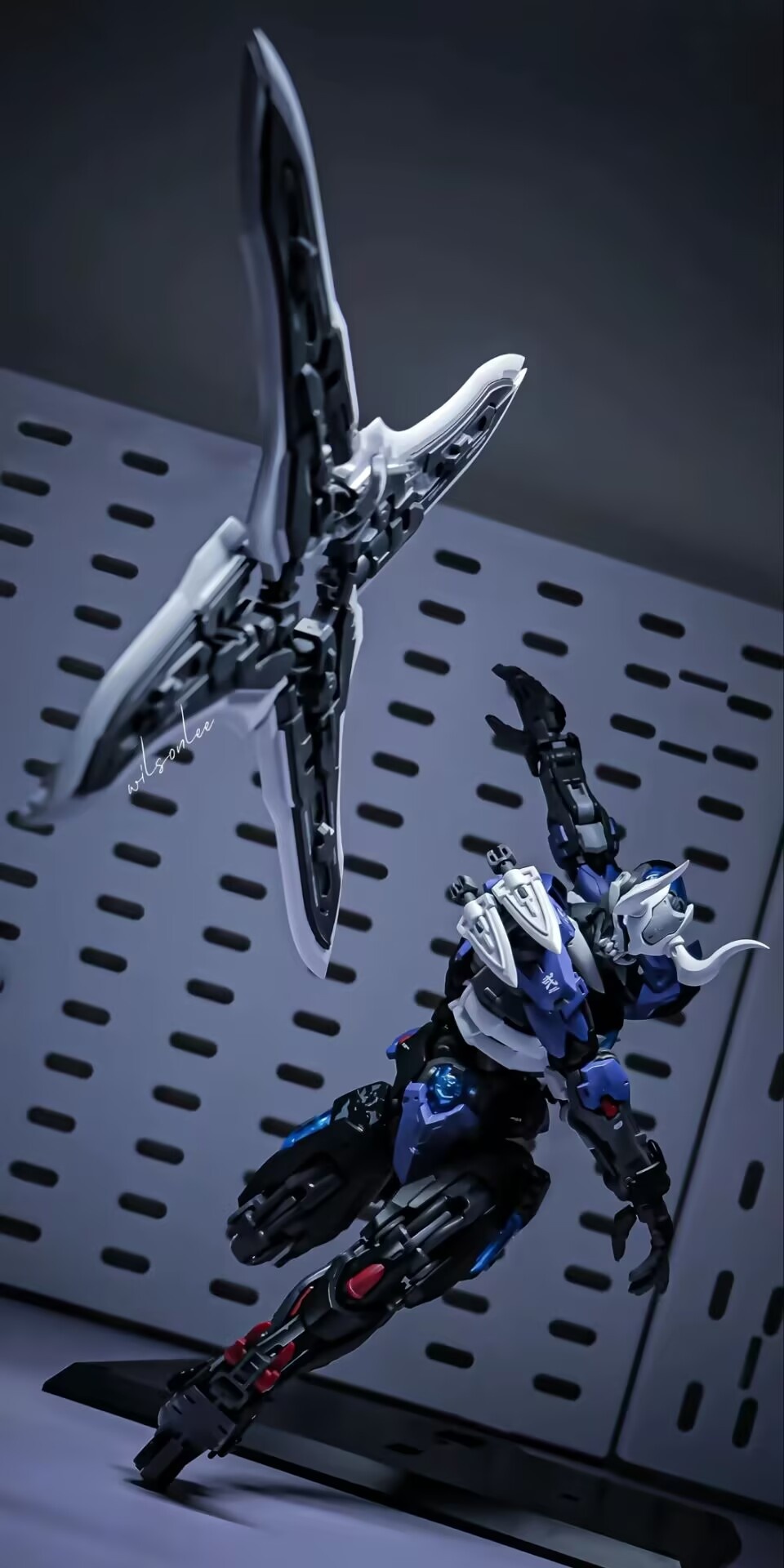 On Sale Now Hemoxian Over Zero - Model Kit Lone Shadow recension och pris