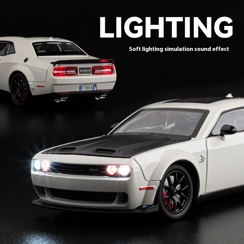 1:24 Dodge Challenger SRT Hell - Model Kit Mustang recension och pris